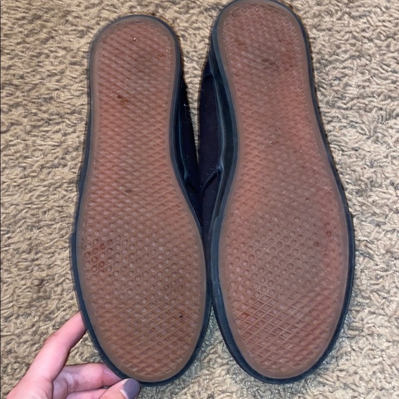 Black vans - Picture 3 of 5